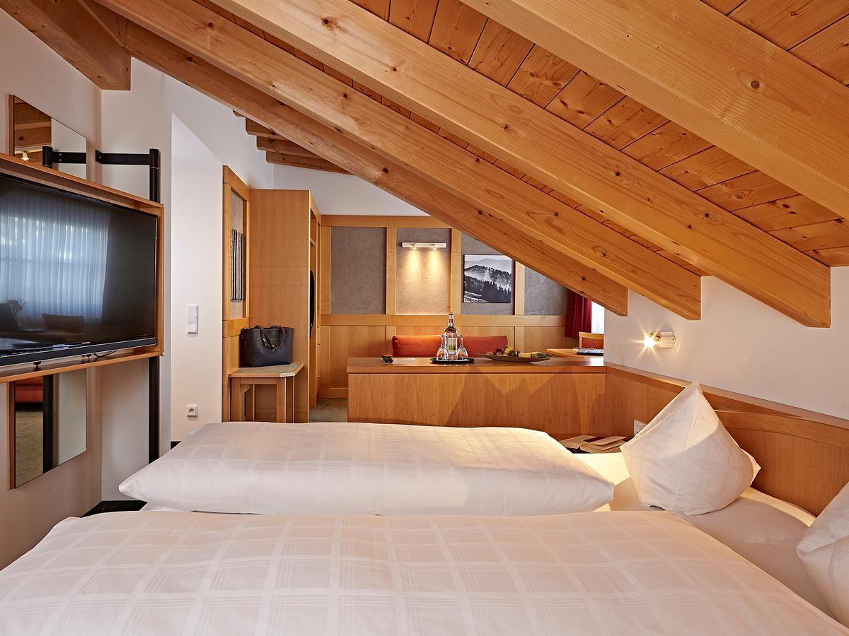 Hotel Die Krone - Immenstadt-Stein Immenstadt im Allgäu Exterior photo